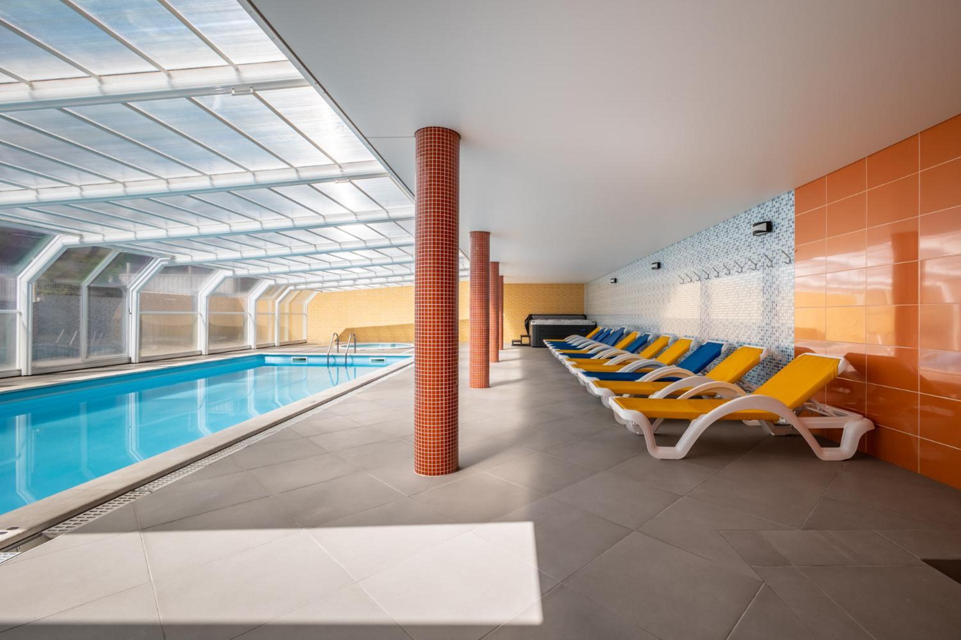 Hotel Colmeia 蒙特里尔 外观 照片